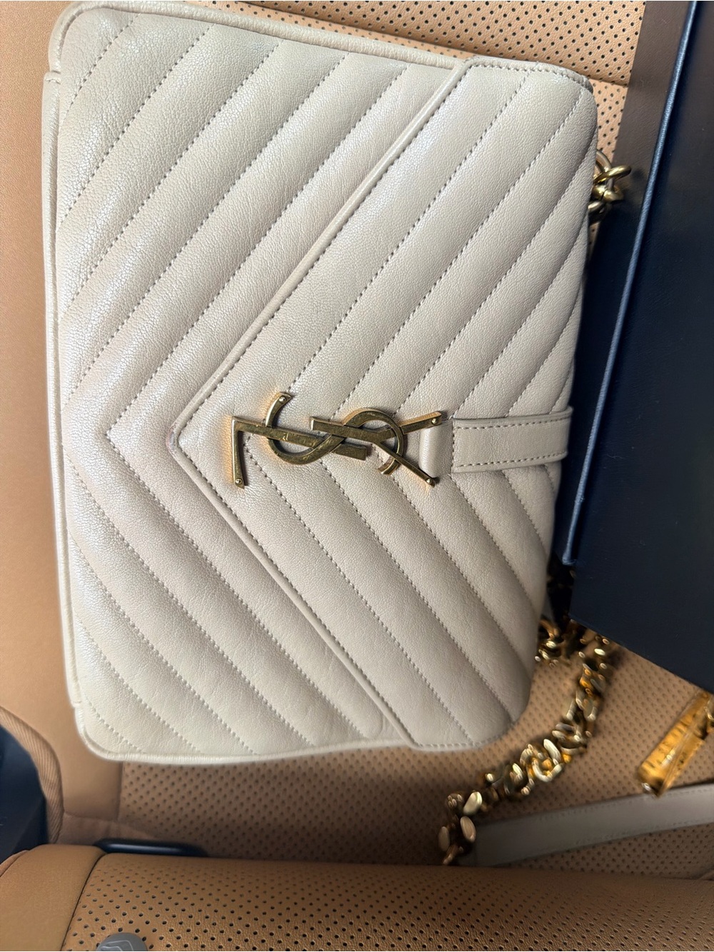Saint Laurent Beige Quilted Leather Shoulder Bag with Gold Hardware - Picture 13 of 14
